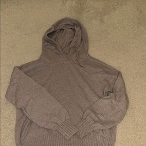 GAP Taupe Sweater Soft Casual Design